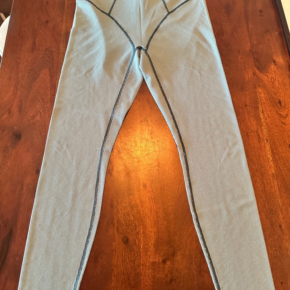 Fabletics Waffle Set - Picture 6 of 10